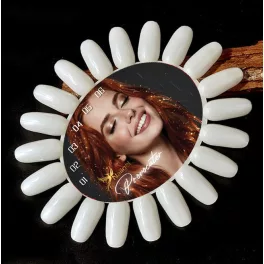 Margaréta – for Provocative Reflective Gel Polishes