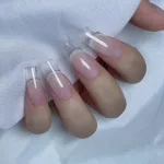 Gel nail tip, M cube clear