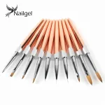 Natural-haired, 0-ish, decorative brush medium Kolinsky